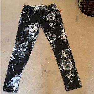 Black Rose Jeans